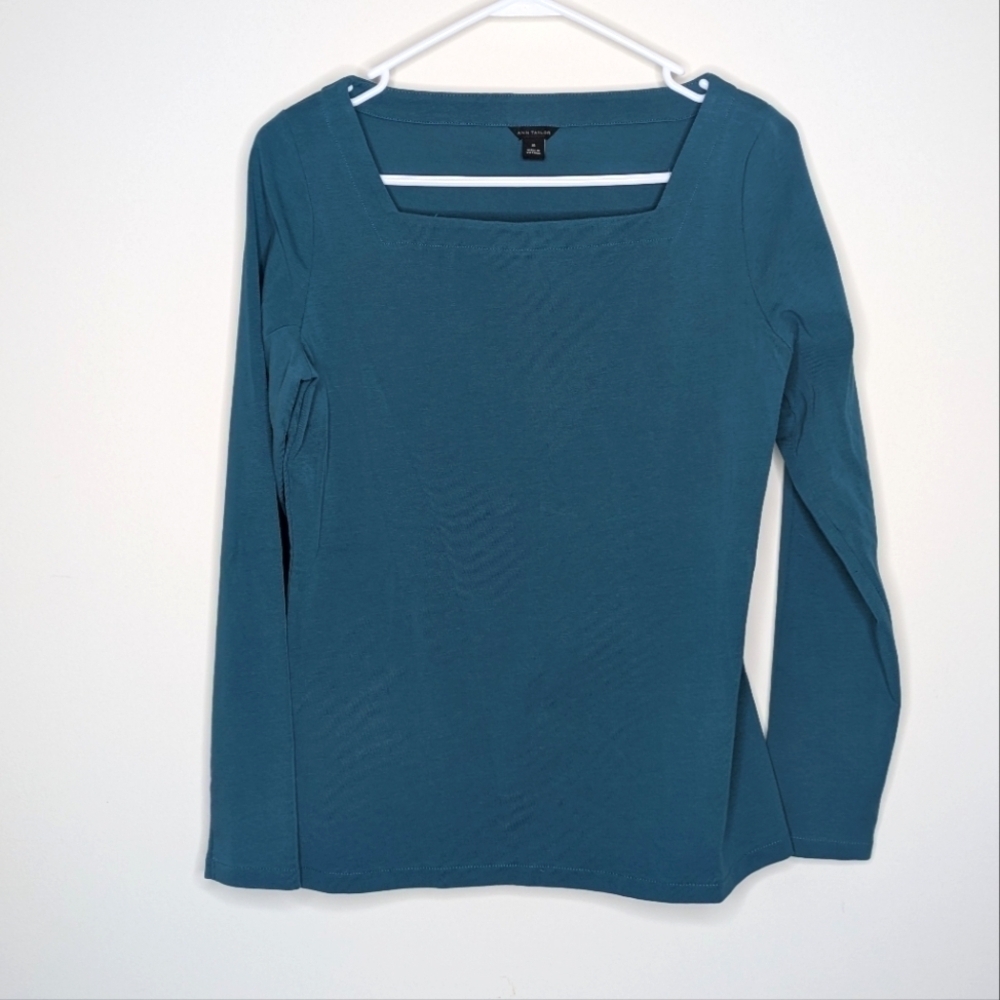 Ann Taylor Square Neck Long Sleeve Shirt M